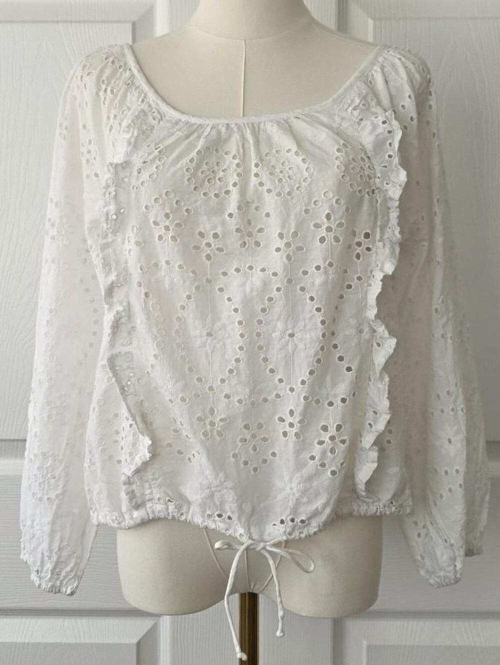 ♡ Ruffle Cotton Eyelet Blouse, Joie, Size Small ♡
